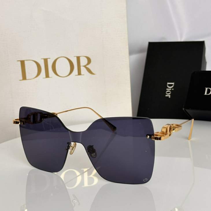 Picture of Dior Sunglasses _SKUfw79398689fw